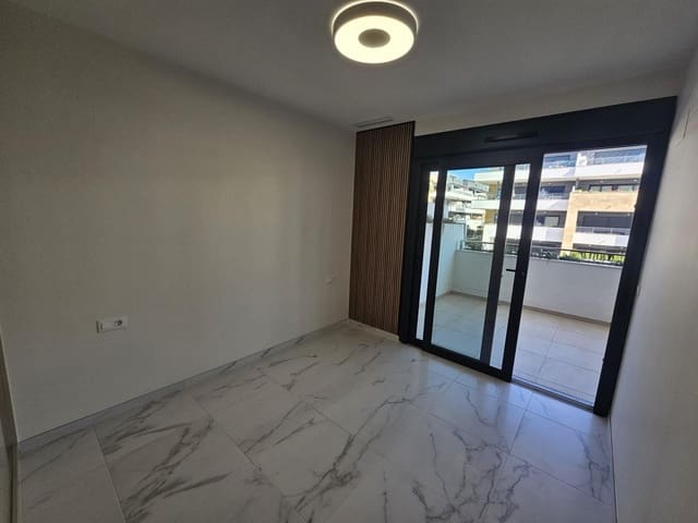 2 makuuhuone Huoneisto myytävänä paikassa Playa Flamenca, Orihuela mukana 
autotalli - 385 000 € (Ref: 9142823)