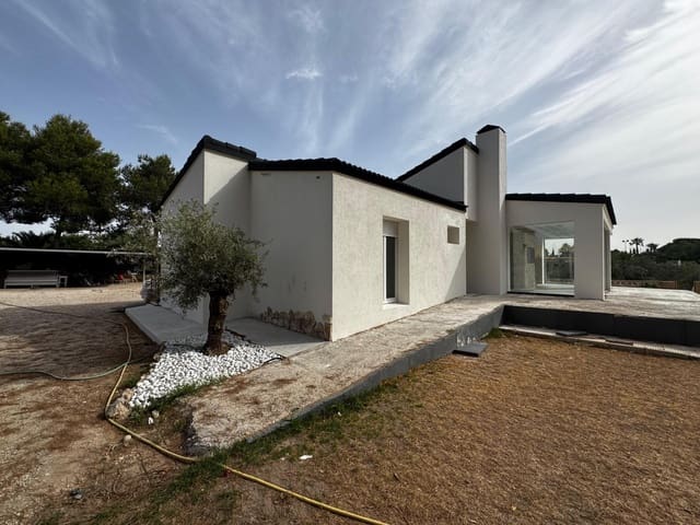 Chalet de 4 habitaciones en Valverde, Elche / Elx en venta - 525.000 € (Ref: 9176424)