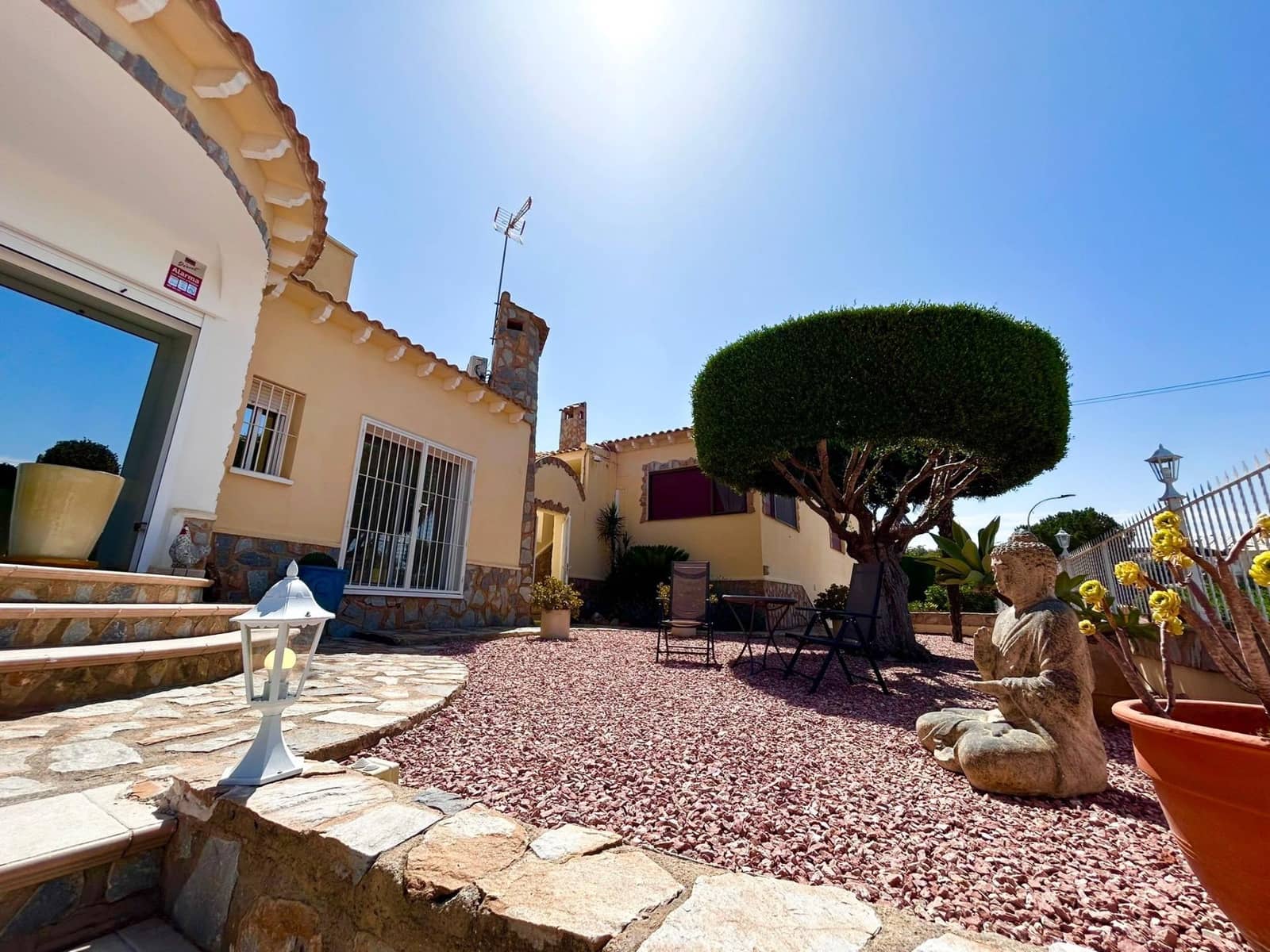 Chalet de 5 habitaciones en Algorfa en venta con garaje - 770.000 € (Ref: 9409771)