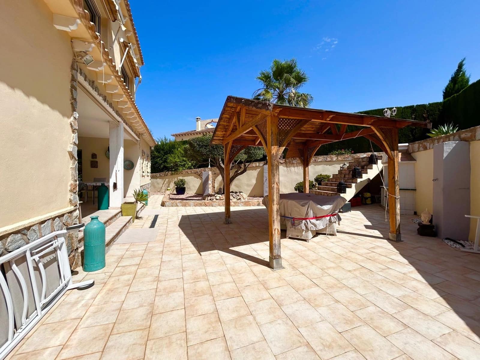 Chalet de 5 habitaciones en Algorfa en venta con garaje - 770.000 € (Ref: 9409771)