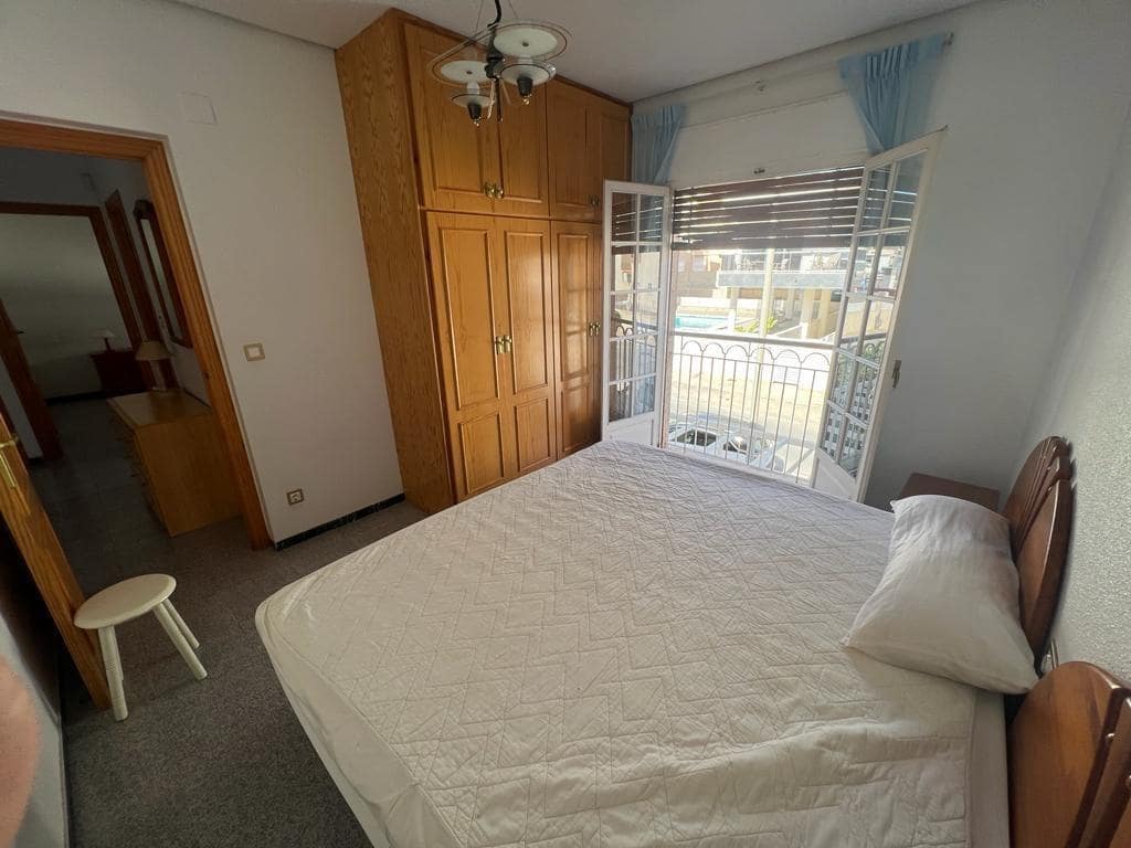 Apartamento de 4 habitaciones en Santa Pola en venta - 290.000 € (Ref: 9409775)