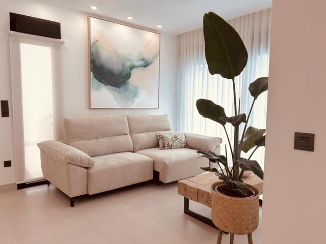 3 quarto Moradia para venda em Benijófar com piscina - 465 000 € (Ref: 9409793)