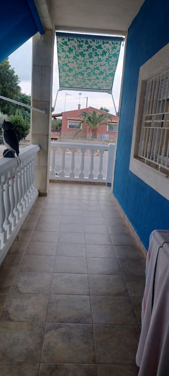 4 makuuhuone Maalaistalo myytävänä paikassa Elche / Elx mukana uima-altaan 
autotalli - 462 000 € (Ref: 9422414)