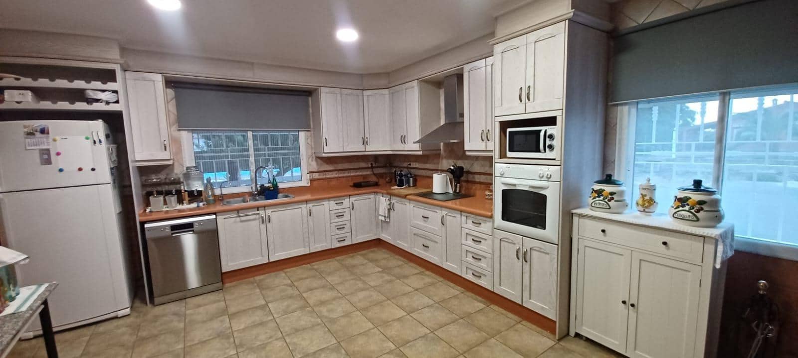 4 makuuhuone Maalaistalo myytävänä paikassa Elche / Elx mukana uima-altaan 
autotalli - 462 000 € (Ref: 9422414)