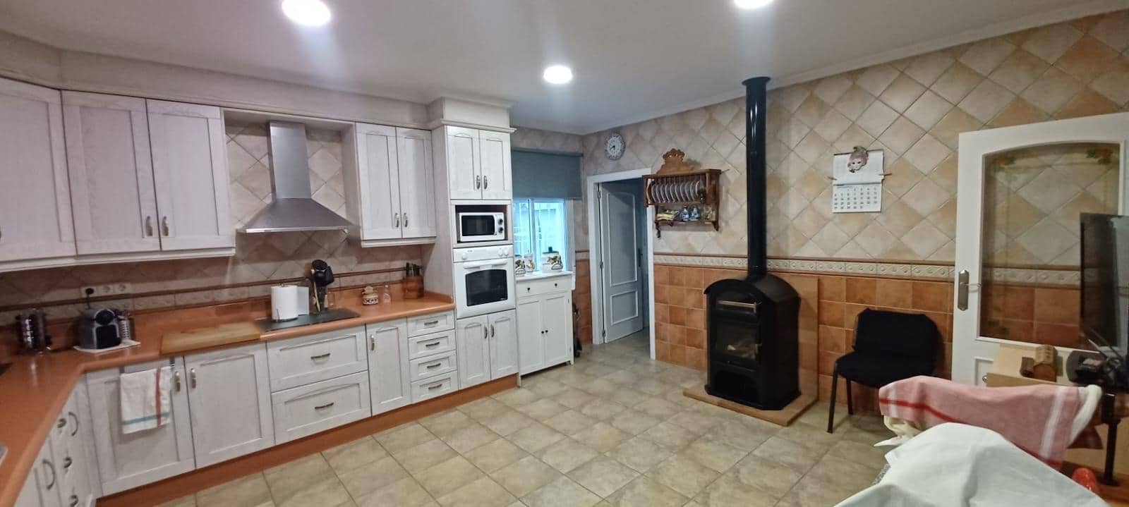 4 makuuhuone Maalaistalo myytävänä paikassa Elche / Elx mukana uima-altaan 
autotalli - 462 000 € (Ref: 9422414)