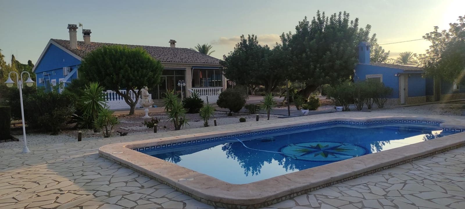 4 makuuhuone Maalaistalo myytävänä paikassa Elche / Elx mukana uima-altaan 
autotalli - 462 000 € (Ref: 9422414)