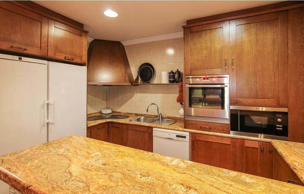 4 sypialnia Willa na sprzedaż w Orihuela z basenem garażem - 550 000 € (Ref: 9424440)