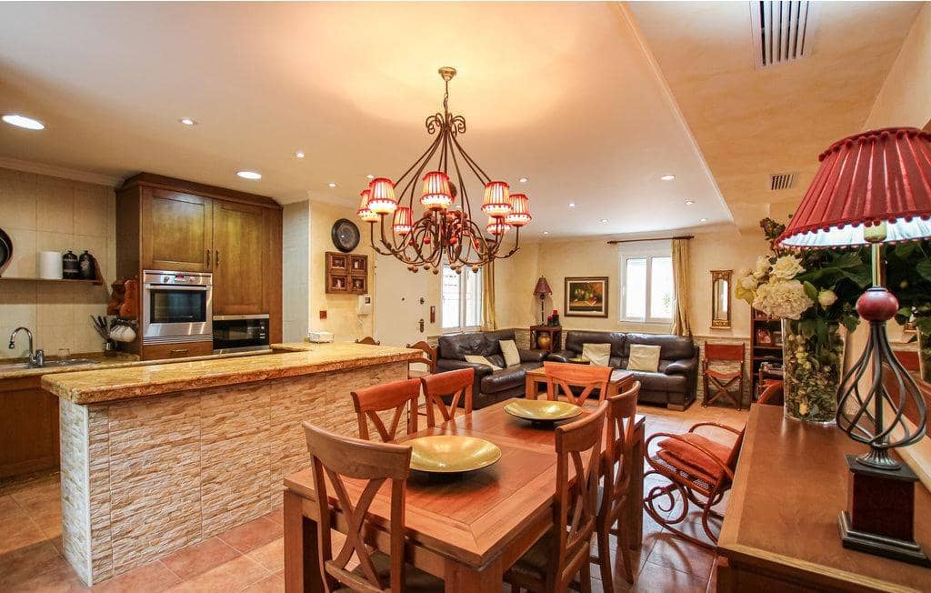 4 sypialnia Willa na sprzedaż w Orihuela z basenem garażem - 550 000 € (Ref: 9424440)