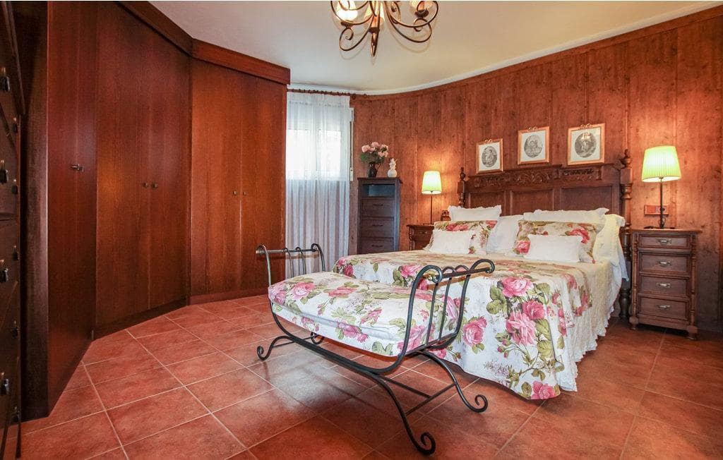 4 sypialnia Willa na sprzedaż w Orihuela z basenem garażem - 550 000 € (Ref: 9424440)