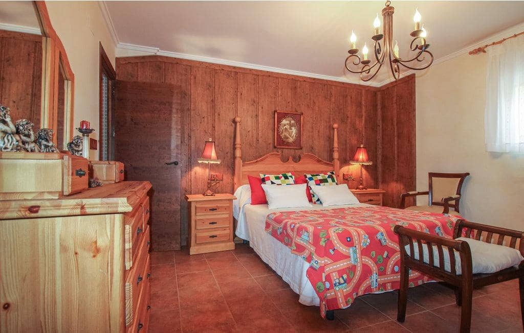 4 sypialnia Willa na sprzedaż w Orihuela z basenem garażem - 550 000 € (Ref: 9424440)