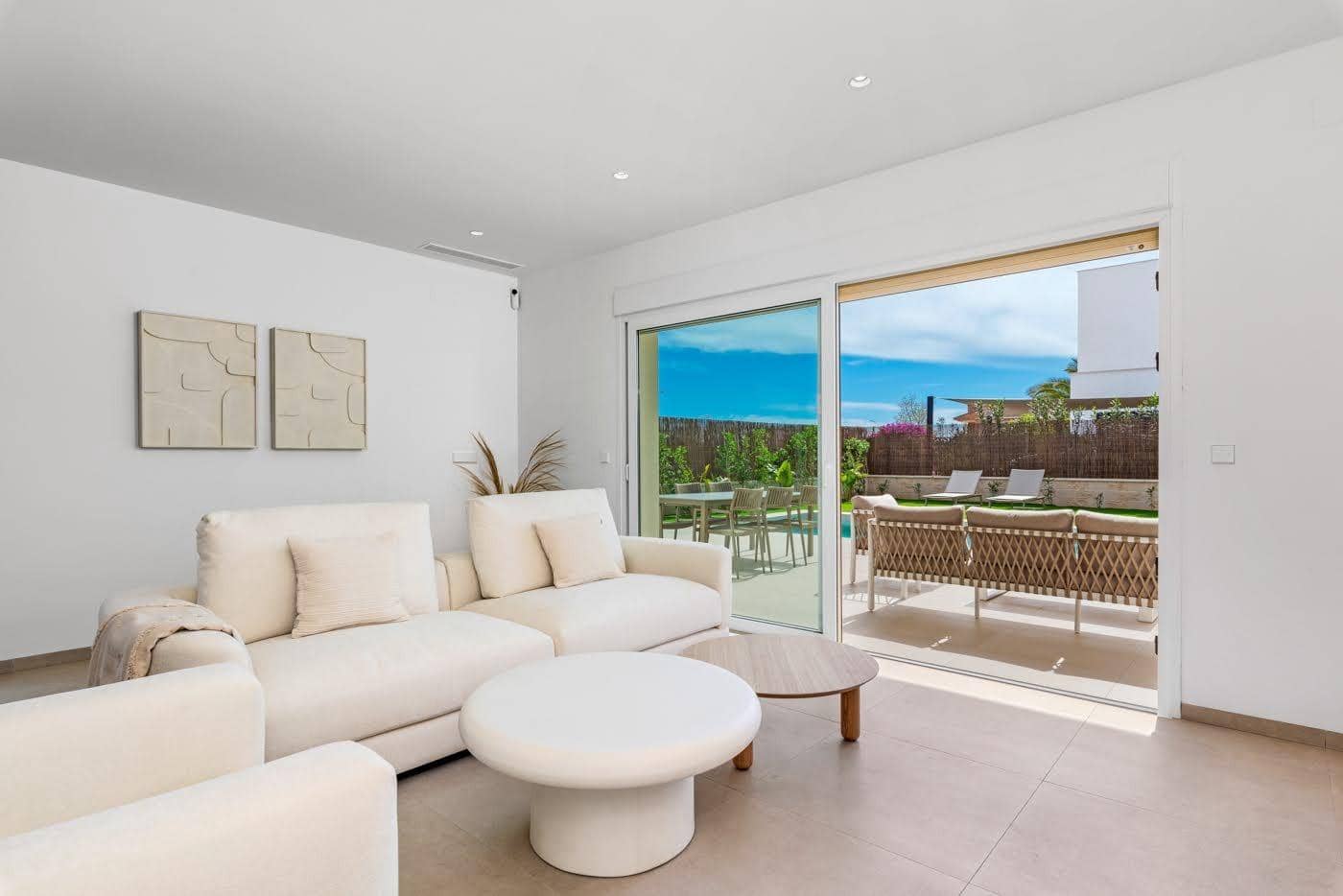 3 bedroom Villa for sale in Los Montesinos with pool - € 535,000 (Ref: 9424441)