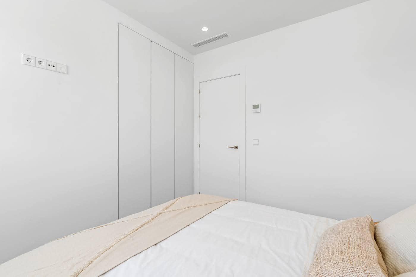 3 bedroom Villa for sale in Los Montesinos with pool - € 535,000 (Ref: 9424441)