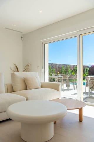 3 soveværelse Villa til salg i Los Montesinos med swimmingpool - € 535.000 (Ref: 9424441)