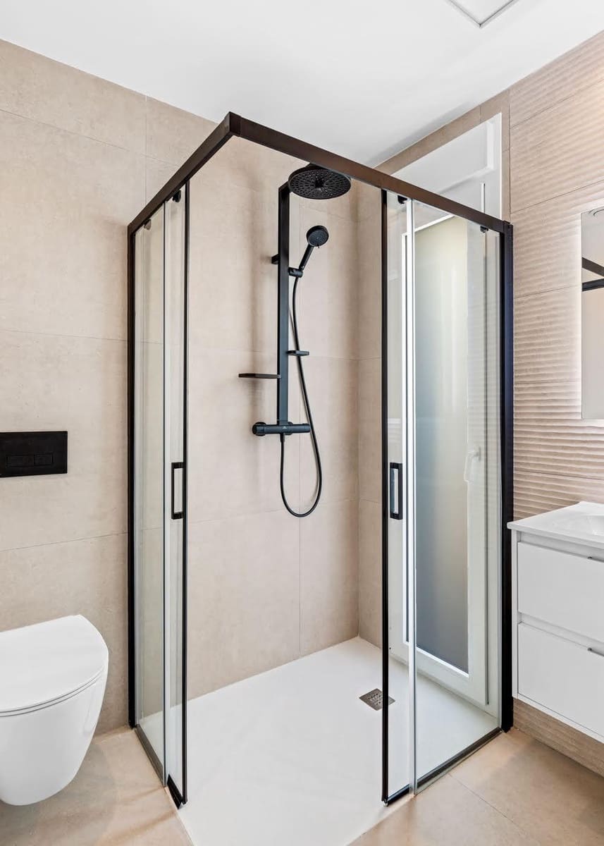 3 bedroom Villa for sale in Los Montesinos with pool - € 535,000 (Ref: 9424441)