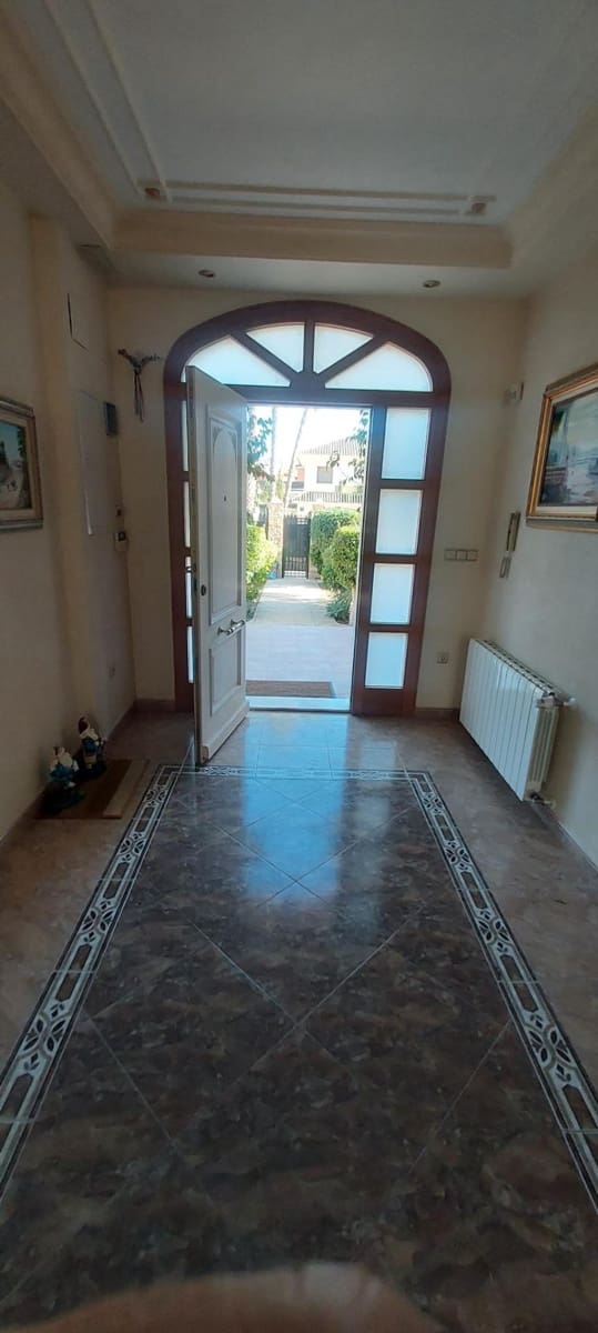 Chalet de 4 habitaciones en Elche / Elx en venta - 830.000 € (Ref: 9427188)