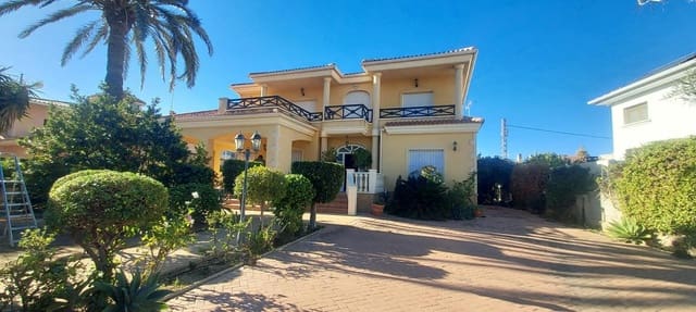 Chalet de 4 habitaciones en Elche / Elx en venta - 830.000 € (Ref: 9427188)