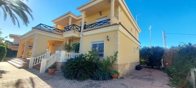 Chalet de 4 habitaciones en Elche / Elx en venta - 830.000 € (Ref: 9427188)