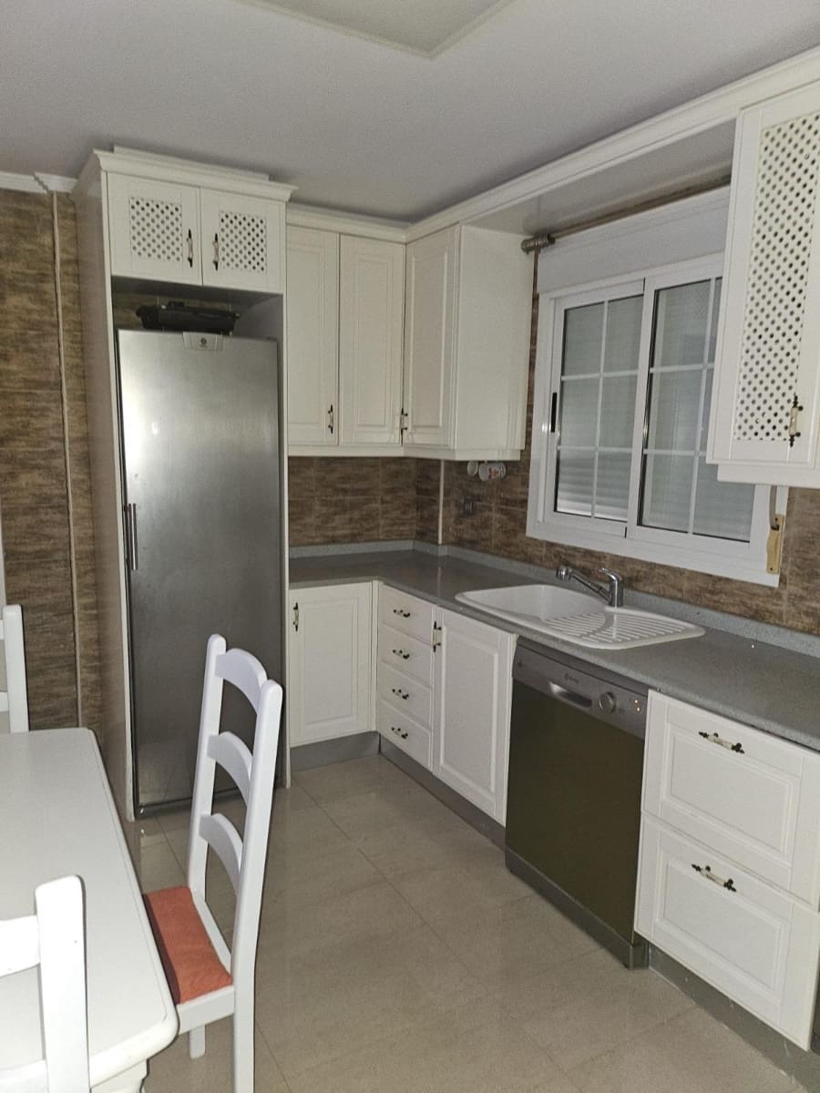 3 quarto Moradia para venda em Arenales del Sol com piscina garagem - 740 000 € (Ref: 9427189)