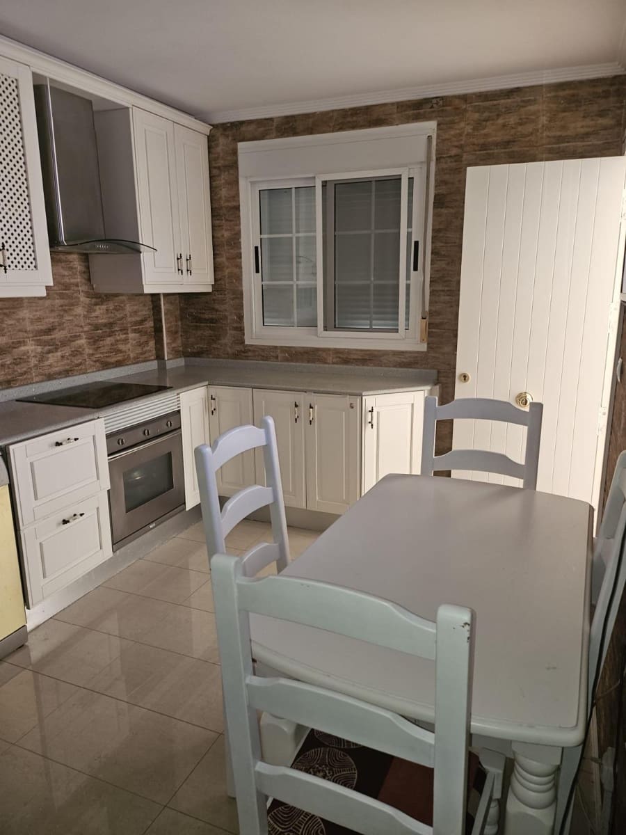 3 quarto Moradia para venda em Arenales del Sol com piscina garagem - 740 000 € (Ref: 9427189)