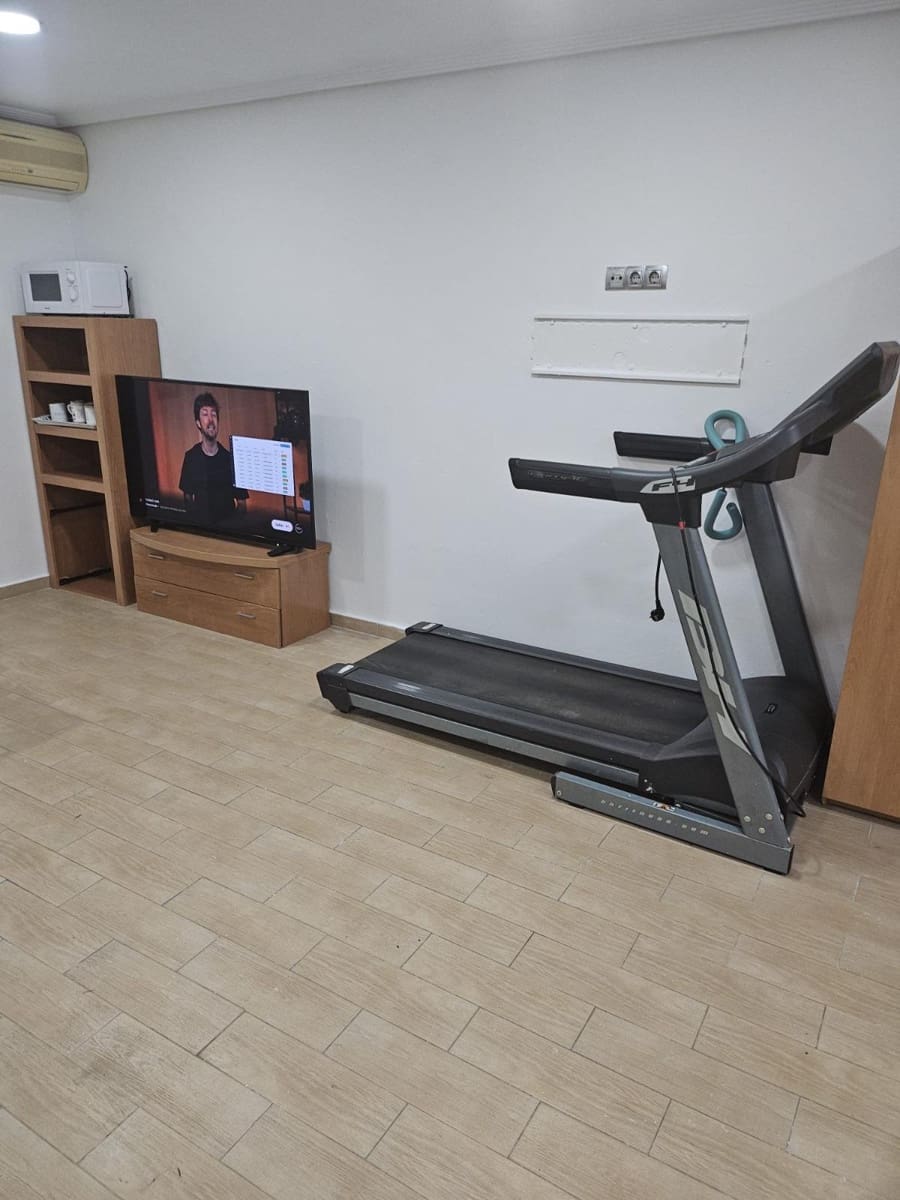 3 quarto Moradia para venda em Arenales del Sol com piscina garagem - 740 000 € (Ref: 9427189)