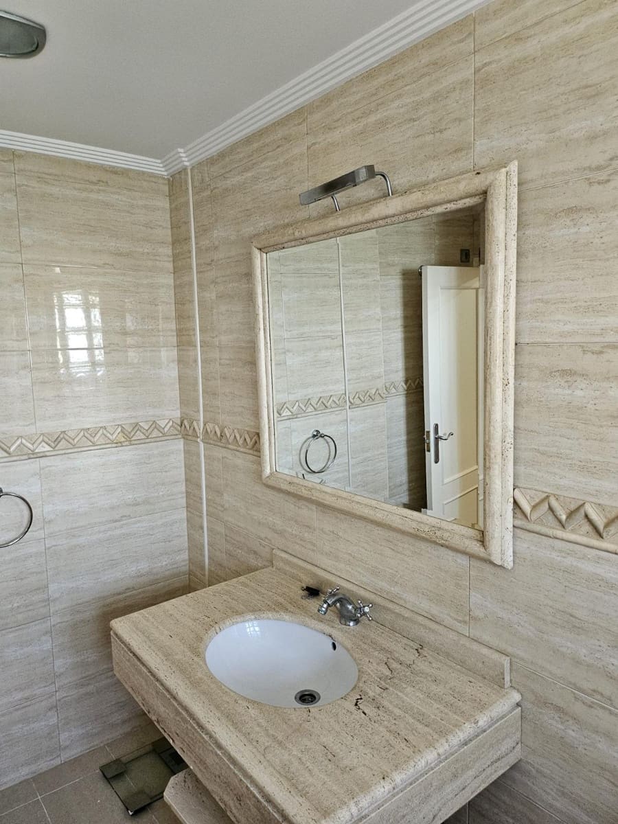 3 quarto Moradia para venda em Arenales del Sol com piscina garagem - 740 000 € (Ref: 9427189)