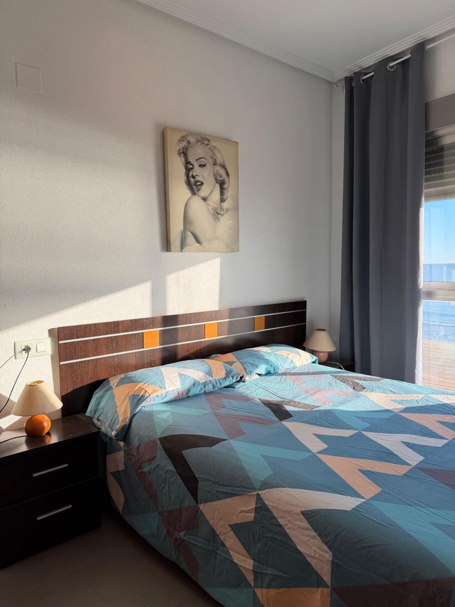 2 makuuhuone Asunto vuokrattavana paikassa Guardamar del Segura mukana 
autotalli - 850 € (Ref: 9450663)