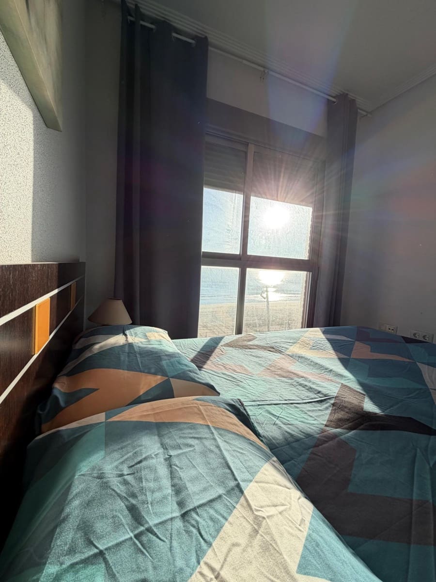 2 makuuhuone Asunto vuokrattavana paikassa Guardamar del Segura mukana 
autotalli - 850 € (Ref: 9450663)