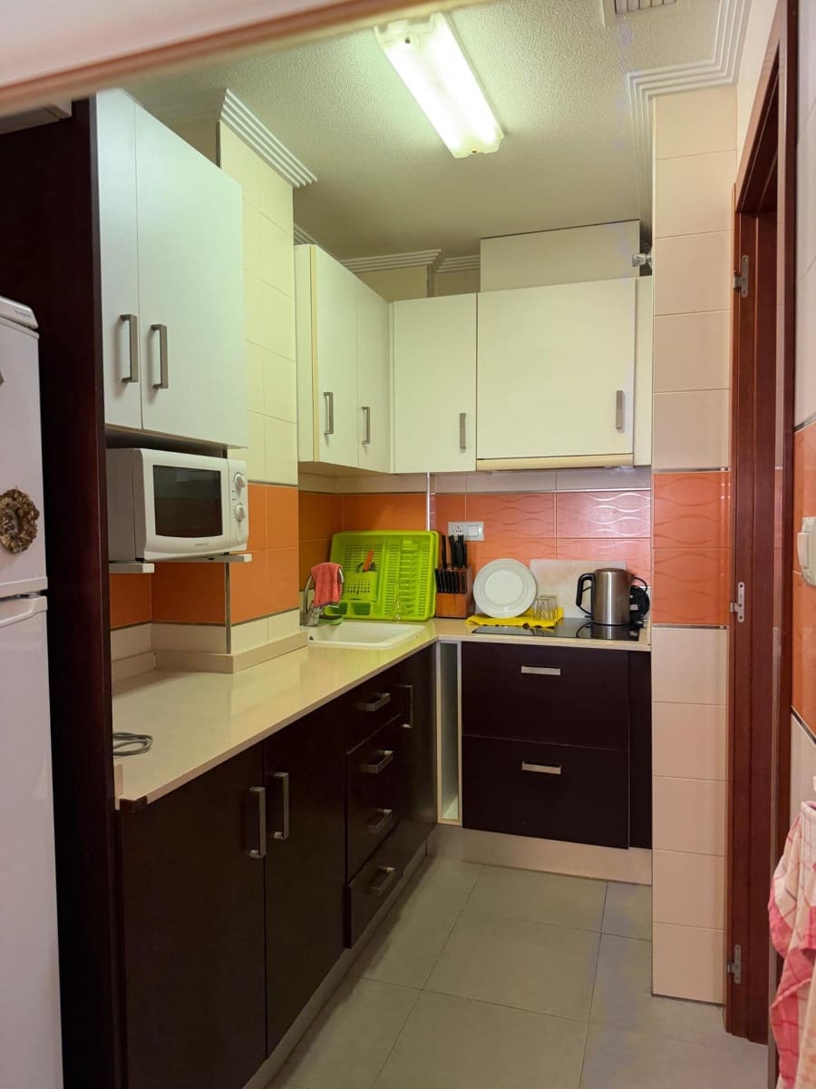 2 makuuhuone Asunto vuokrattavana paikassa Guardamar del Segura mukana 
autotalli - 850 € (Ref: 9450663)