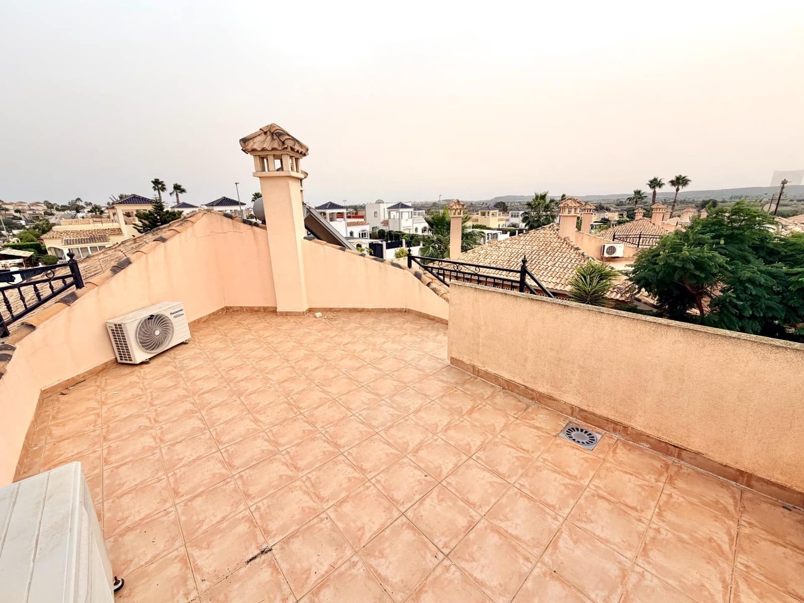 3 makuuhuone Huvila myytävänä paikassa San Fulgencio mukana uima-altaan - 359 999 € (Ref: 9494601)