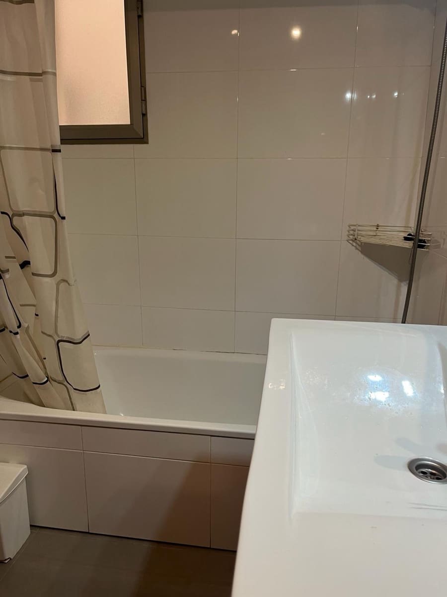 2 bedroom Apartment for sale in Guardamar del Segura with garage - € 260,000 (Ref: 9494602)