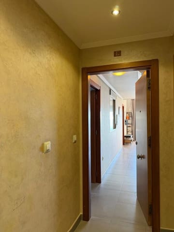 2 slaapkamer Appartement te koop in Guardamar Playa, Guardamar del Segura met garage - € 260.000 (Ref: 9494602)