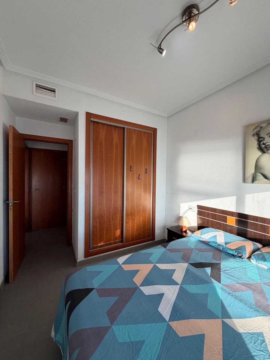 2 bedroom Apartment for sale in Guardamar del Segura with garage - € 260,000 (Ref: 9494602)