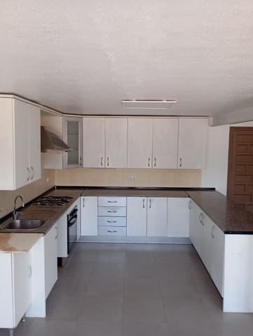 Chalet de 6 habitaciones en Peña de las Águilas, Elche / Elx en venta con piscina - 455.000 € (Ref: 9494603)