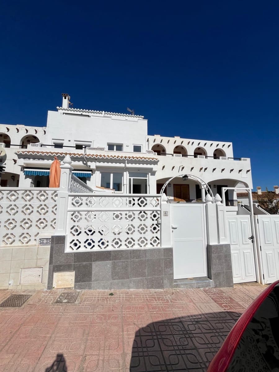 3 quarto Apartamento para venda em Torrevieja - 245 000 € (Ref: 9508857)