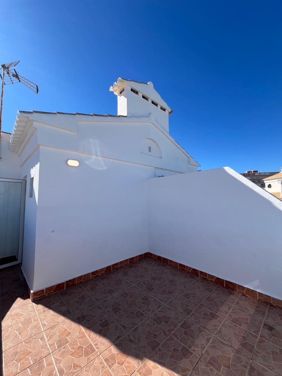 3 quarto Apartamento para venda em Torrevieja - 245 000 € (Ref: 9508857)