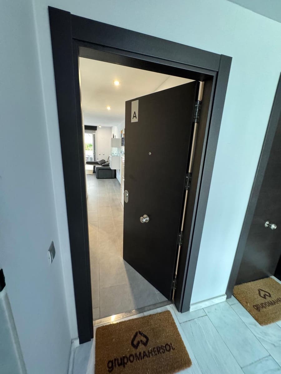 2 soveværelse Lejlighed til salg i La Mata med swimmingpool - € 350.000 (Ref: 9508858)