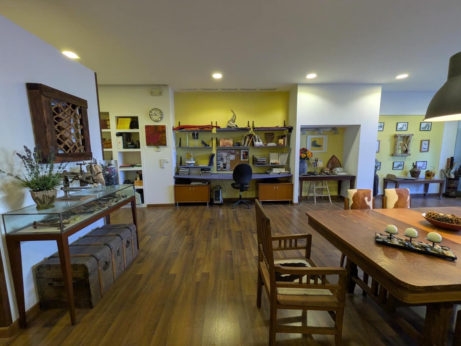 Commercial for sale in Elche / Elx - € 105,000 (Ref: 9533711)