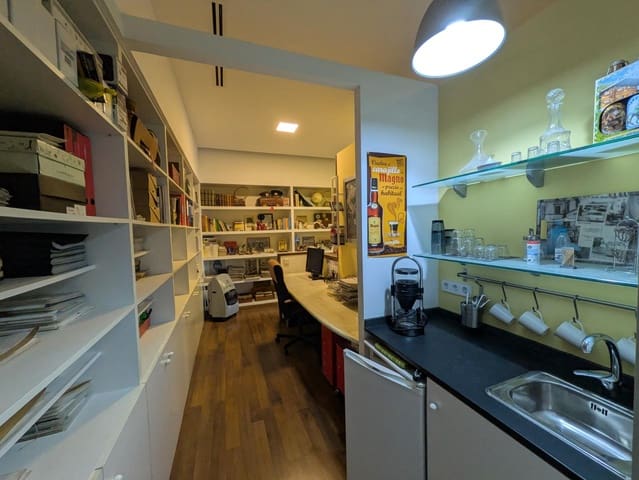 Erhverv til salg i Centro, Elche / Elx - € 105.000 (Ref: 9533711)