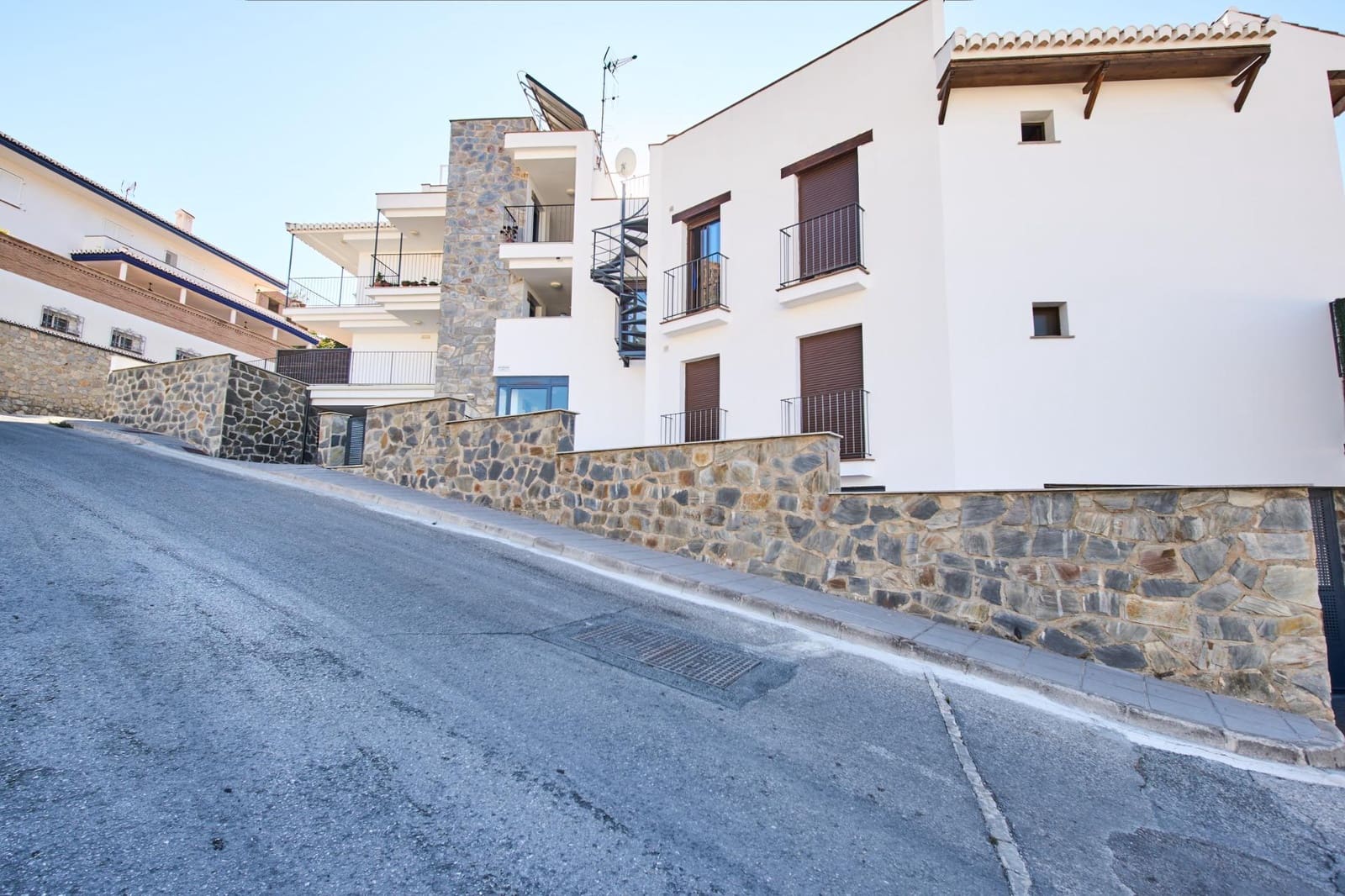2 quarto Apartamento para venda em Guejar Sierra com piscina garagem - 144 900 € (Ref: 10004114)