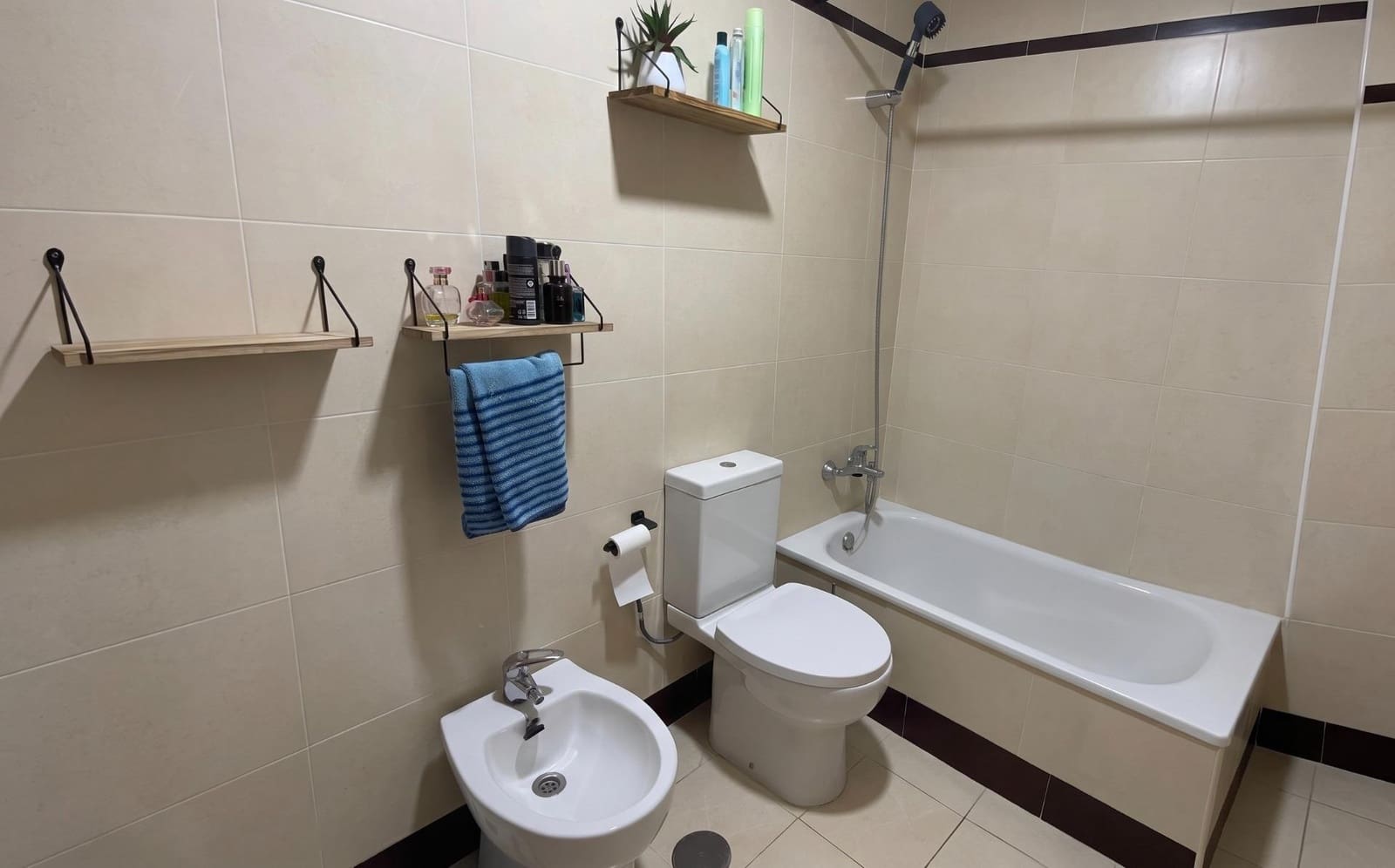 2 sypialnia Mieszkanie na sprzedaż w Cogollos Vega - 104 900 € (Ref: 10005783)