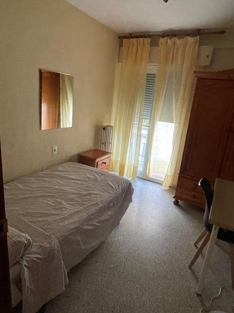 3 camera da letto Appartamento da affittare in Granada citta - 990 € (Rif: 10005784)