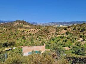 Grunde uden byggetilladelser til salg i Jayena - € 93.000 (Ref: 10005785)