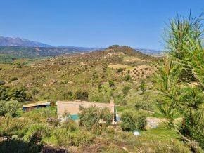 Grunde uden byggetilladelser til salg i Jayena - € 93.000 (Ref: 10005785)