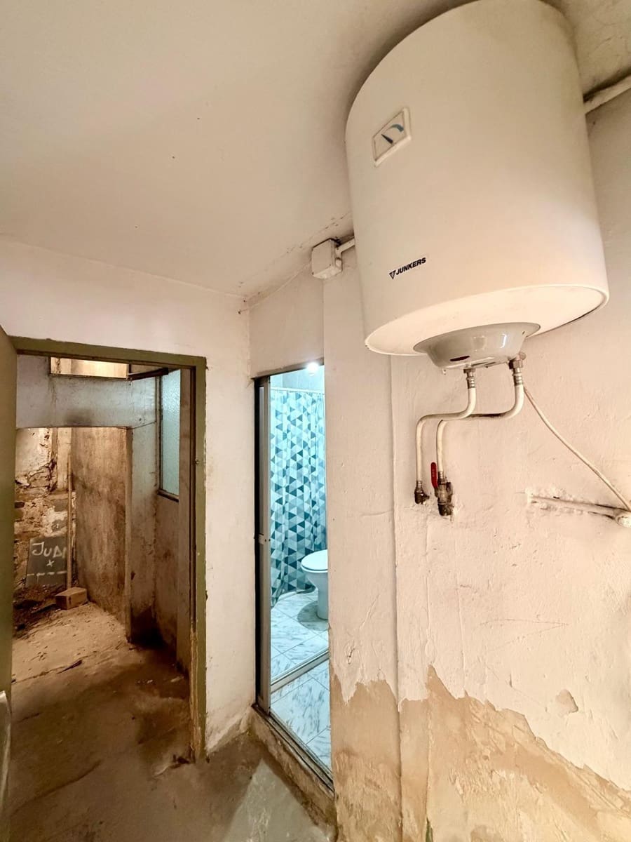 5 bedroom Townhouse for sale in Torre-Cardela - € 65,000 (Ref: 10009258)
