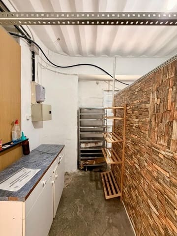 5 bedroom Townhouse for sale in Torre-Cardela - € 65,000 (Ref: 10009258)