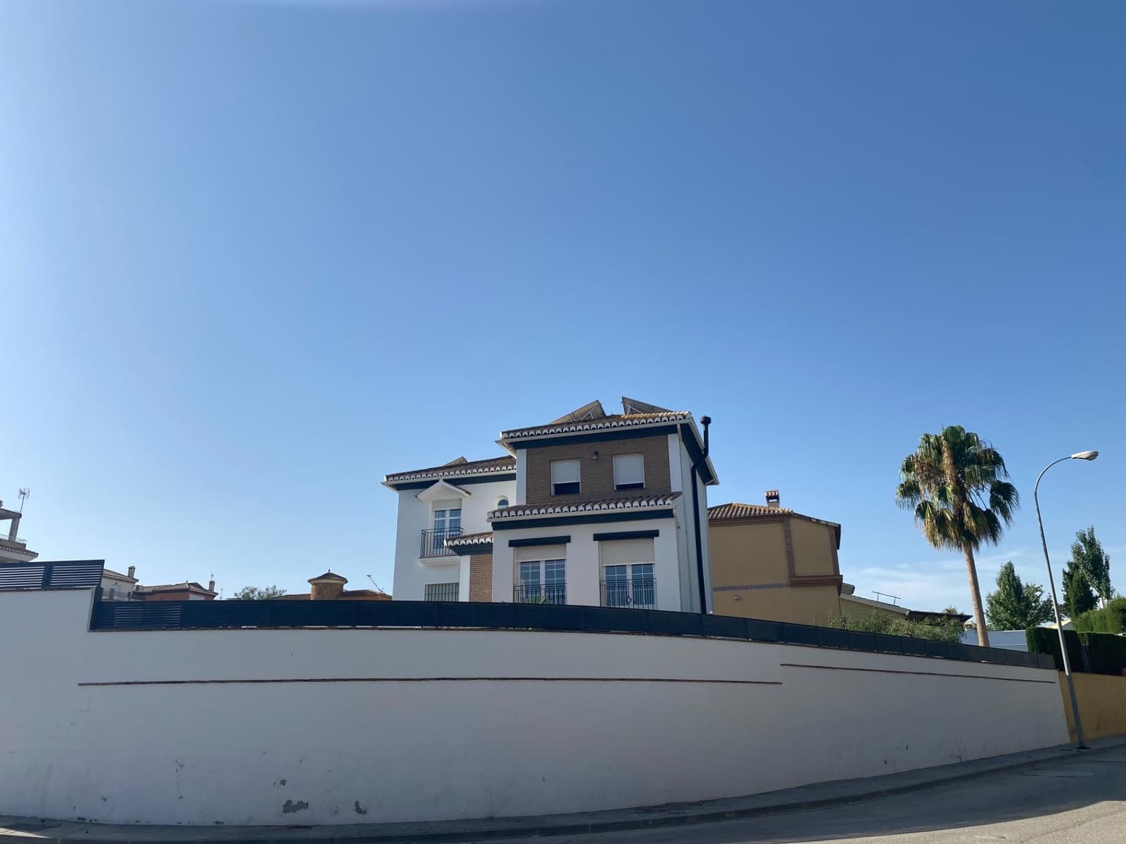 3 quarto Moradia para venda em Alhendin com piscina garagem - 395 000 € (Ref: 10013489)