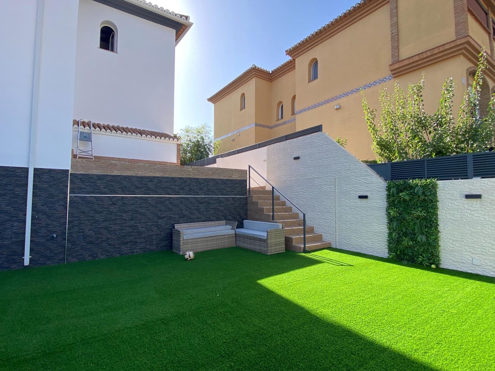 3 quarto Moradia para venda em Alhendin com piscina garagem - 395 000 € (Ref: 10013489)