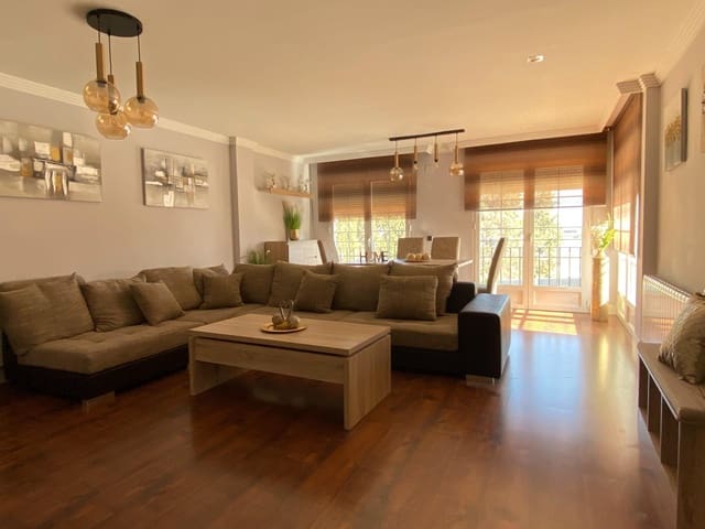 3 quarto Moradia para venda em Alhendín com piscina garagem - 395 000 € (Ref: 10013489)