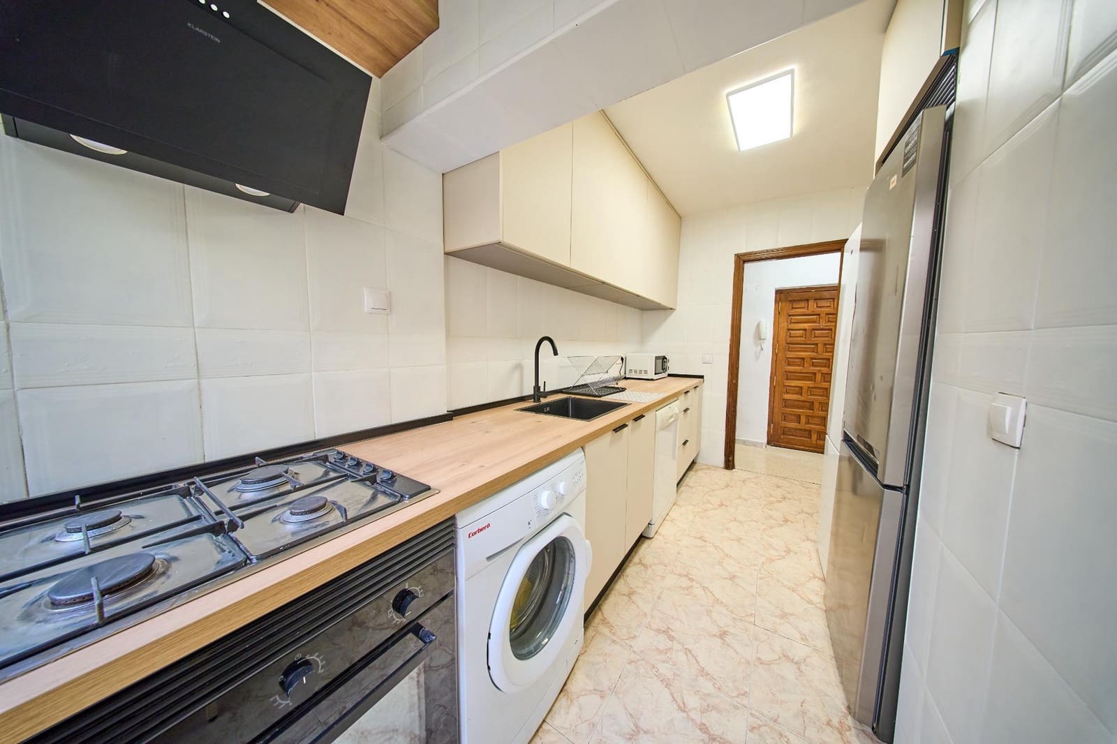 3 sovrum Lägenhet att hyra i Granada stad - 200 € (Ref: 10013490)