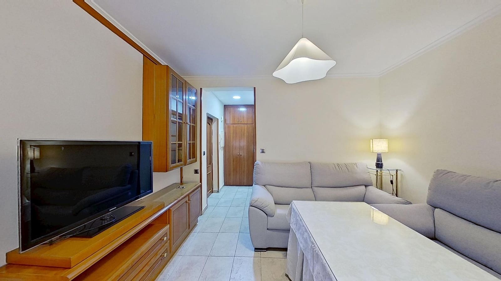 4 soverom Leilighet til leie i Granada by - € 1 200 (Ref: 10017664)